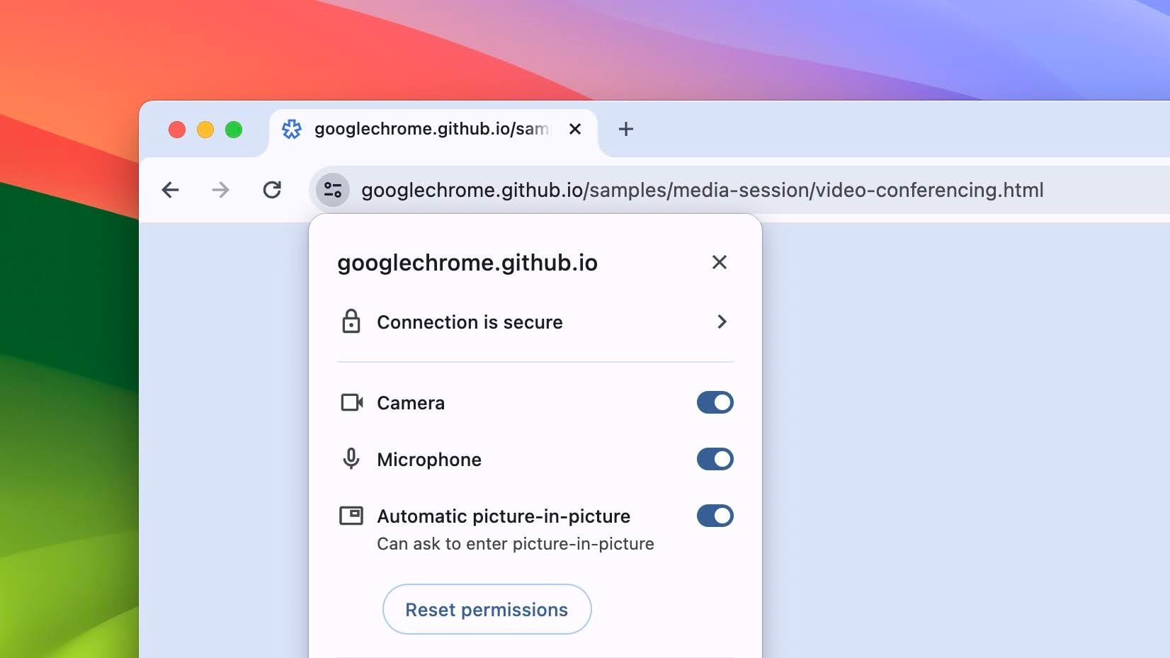 Captura de tela da configuração automática de picture-in-picture no painel de informações do site do navegador Chrome.