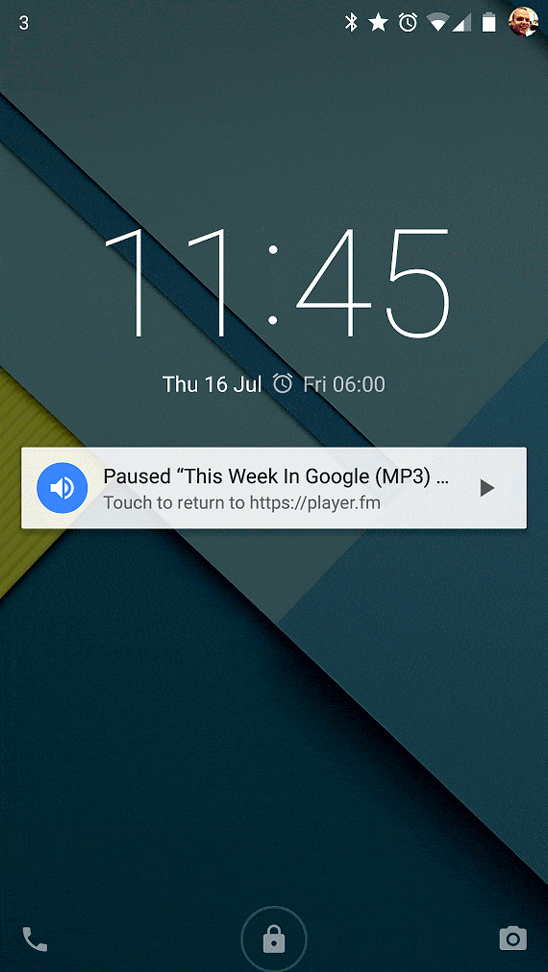 Notification displayed over the Android lock screen