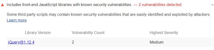 Auditoria do Lighthouse mostrando as bibliotecas JavaScript de front-end com vulnerabilidades de segurança conhecidas usadas pela página